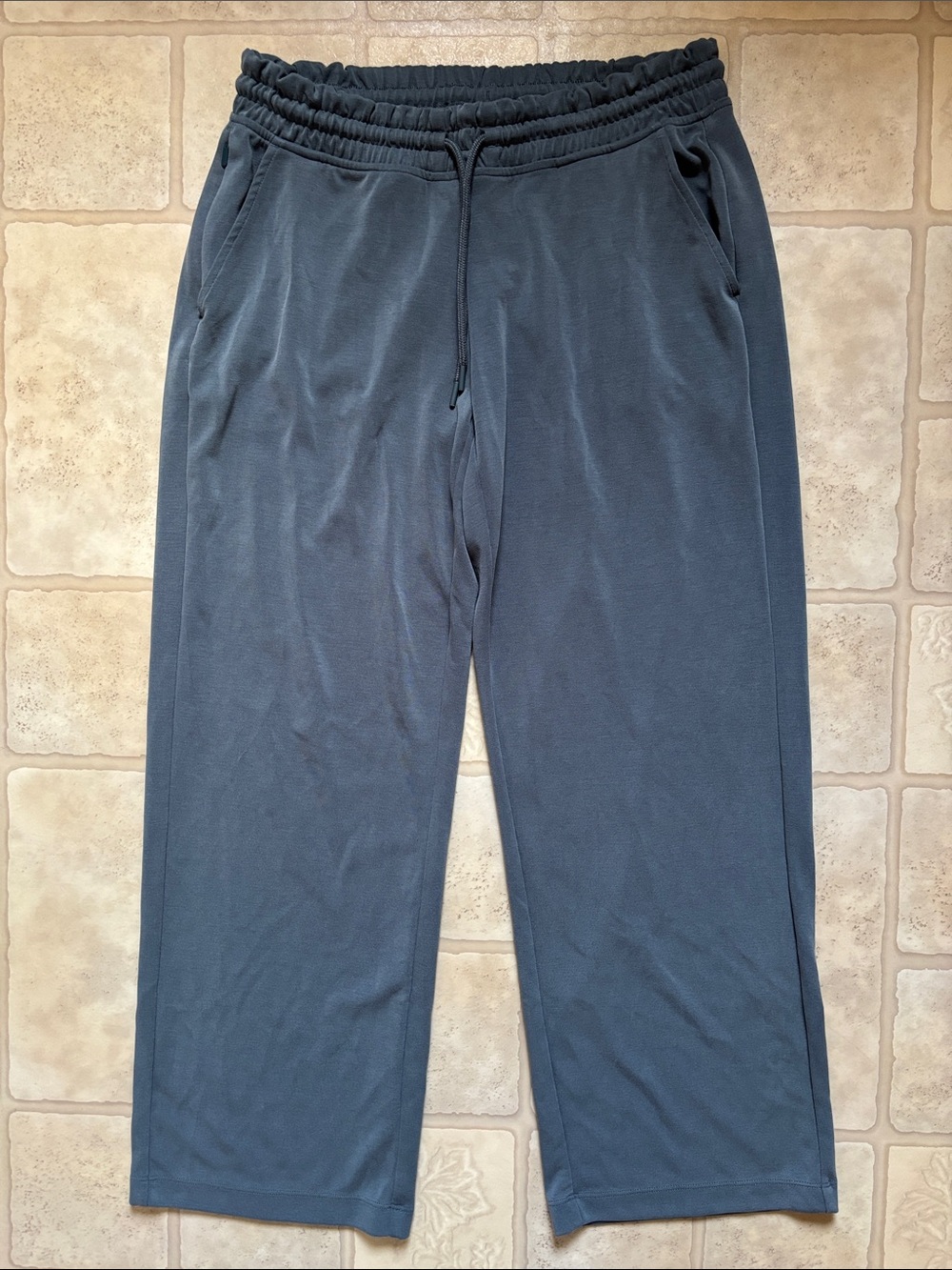 Athleta Seasoft Straight Leg Pant Shadow Blue Womens MP Medium Petite